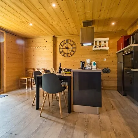 Apartment For 4 - 6 People In Albiez-Montrond