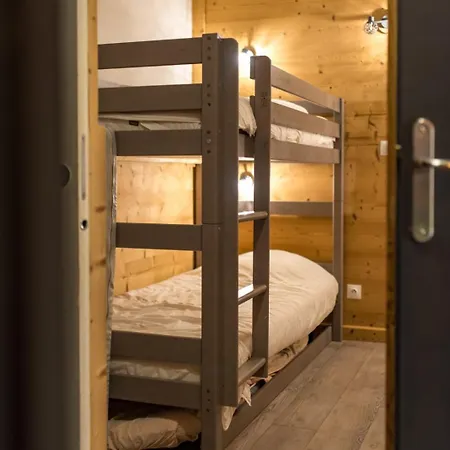 Apartment For 4 - 6 People In